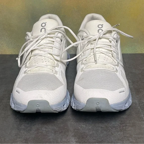On Cloud 5 Women's White Running Shoes 59.98886 Size 8.5 - Picture 5 of 16